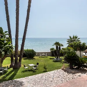 *** Bed & Breakfast La Terrazza Sul Mare Italy